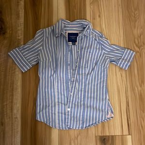 Blue white pink stripped button up American eagle